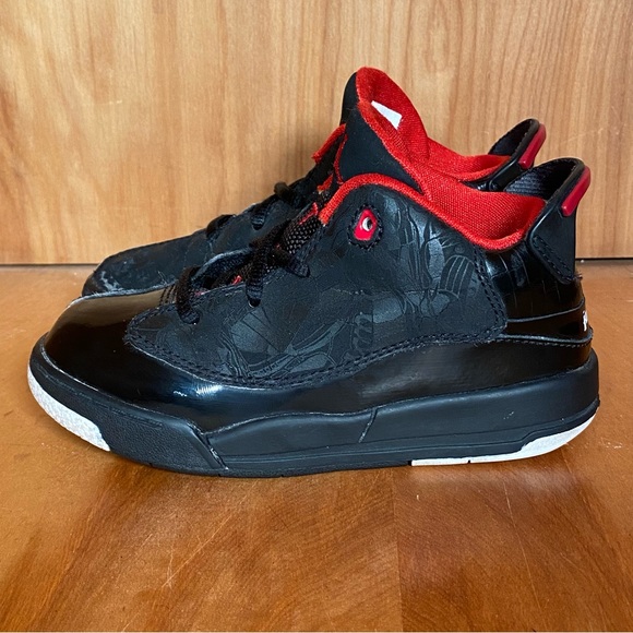 Kids 9 Jordan Dub Zero Mid Athletic Shoes Black Red SEF0860 - Picture 3 of 9